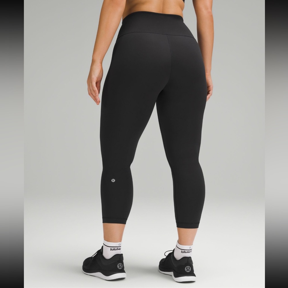 Wunder Train Contour Fit. Lululemon leggings - 4